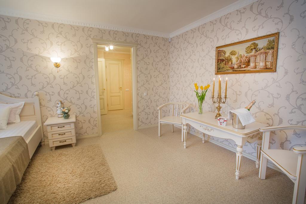 Luxury Apartments With Jacuzzi Sumy Exteriér fotografie